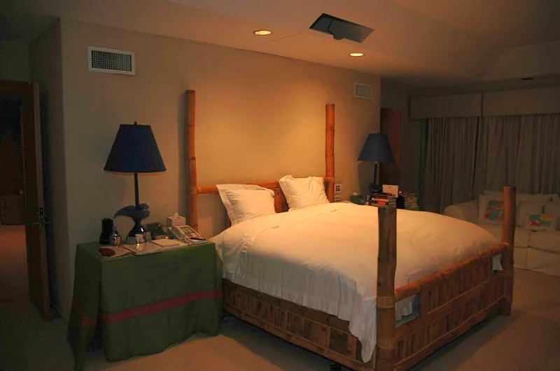 Ten Minutes to Better Sleep: The Bedroom Reset You Can Start Tonight